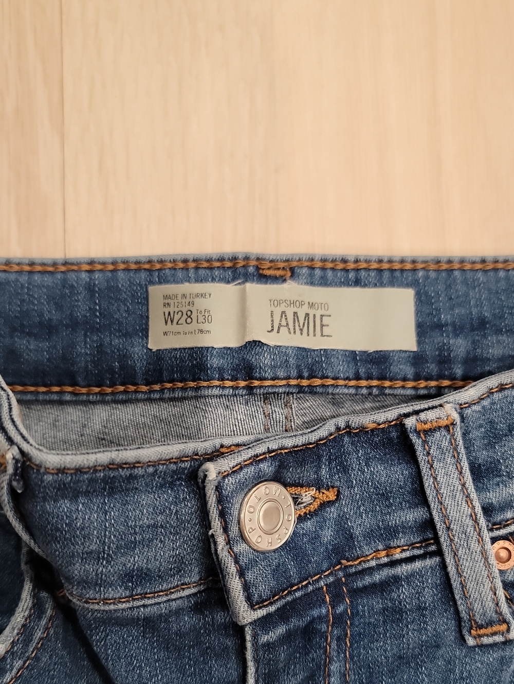 Topshop High Rise Jamie Jeans - Picture 3 of 4
